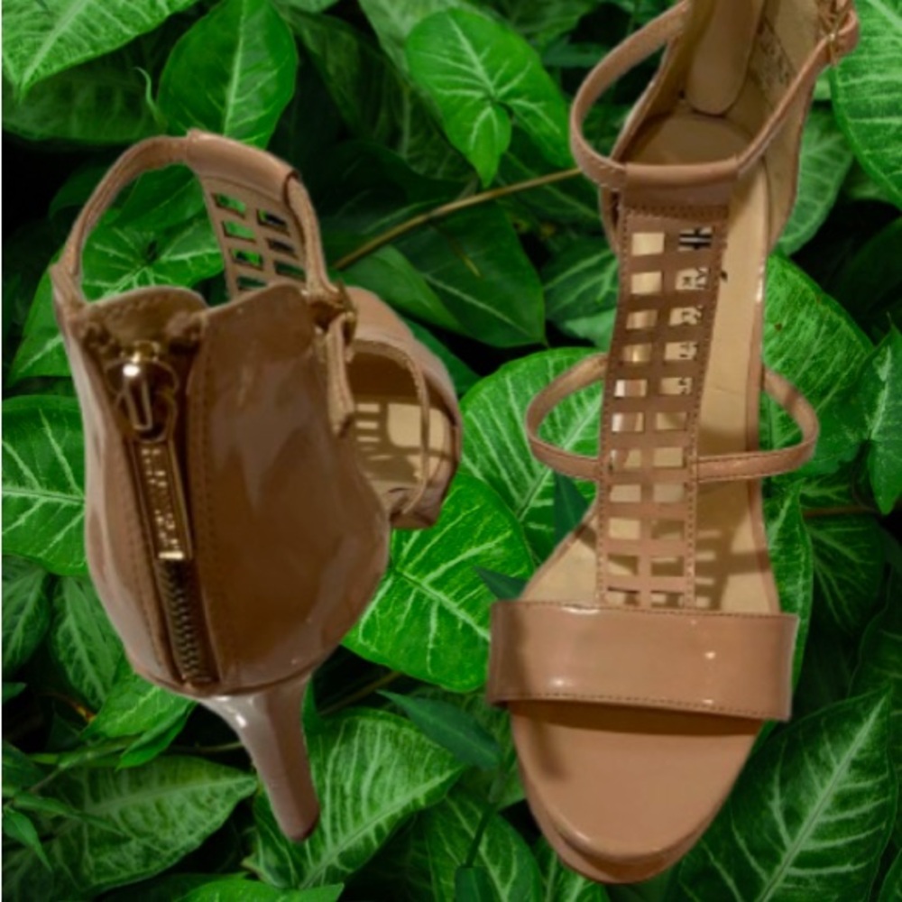 Kardashian Kollection Helen Nude stiletto heels/open toe size 9 & ankleT strap - Picture 12 of 13